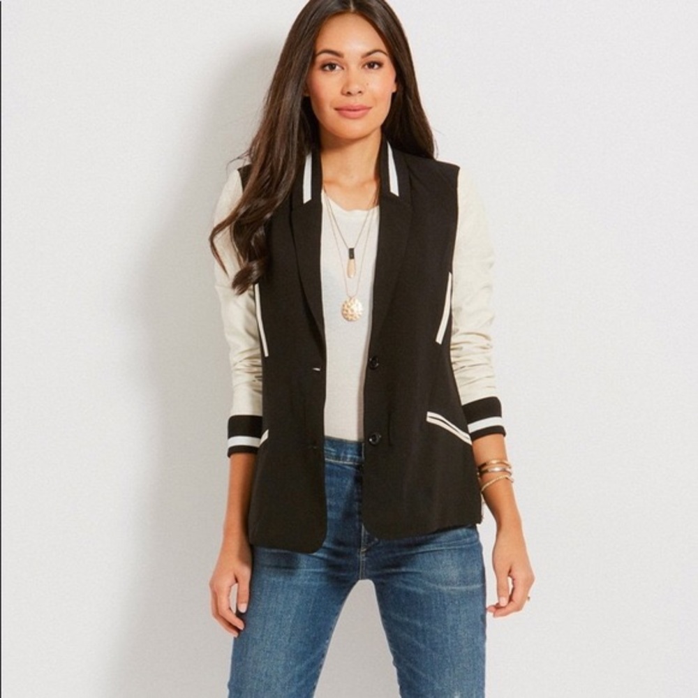 NWT Evereve Blazer